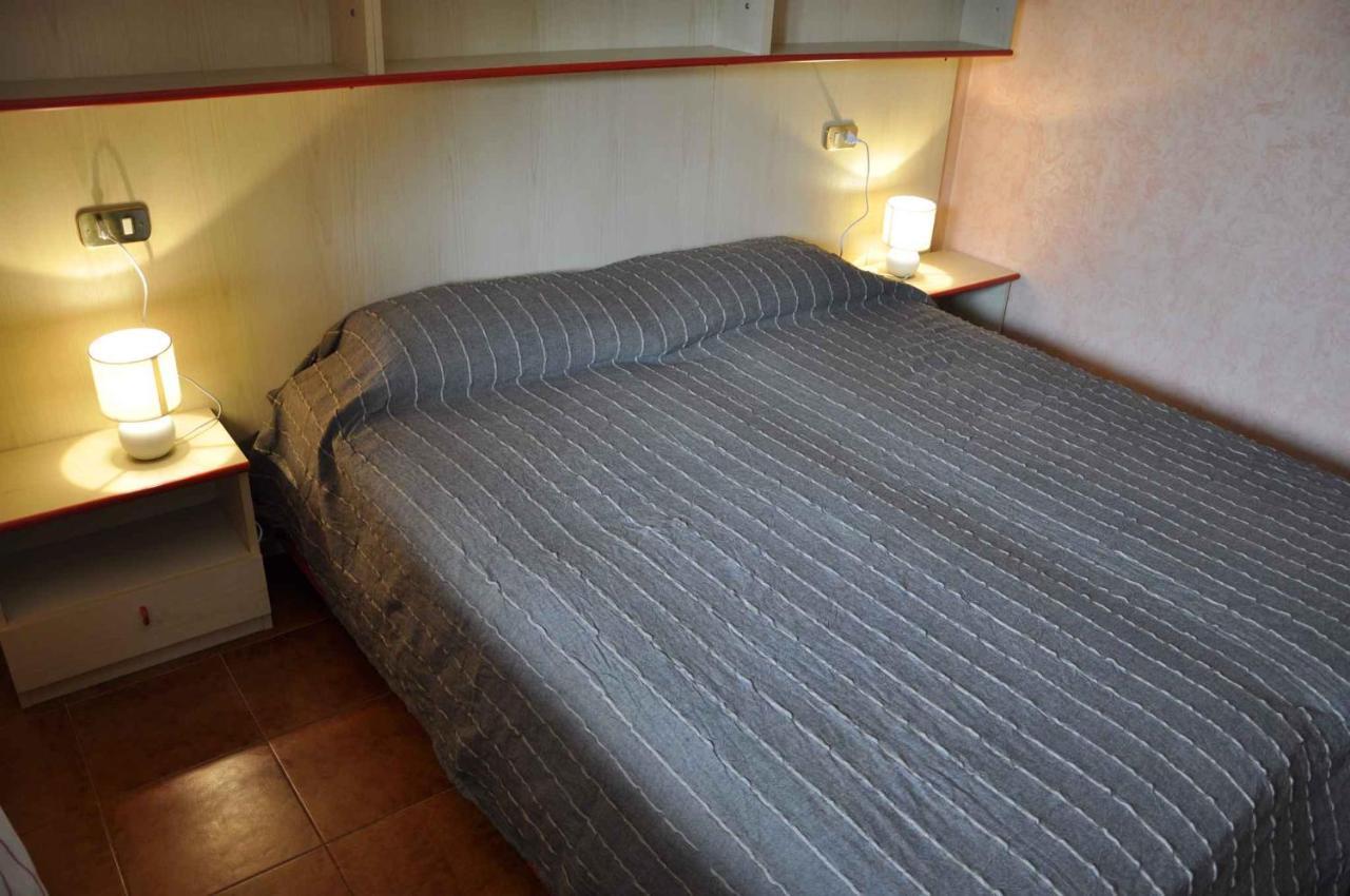 Appartamento In Lazise/gardasee 21938 *