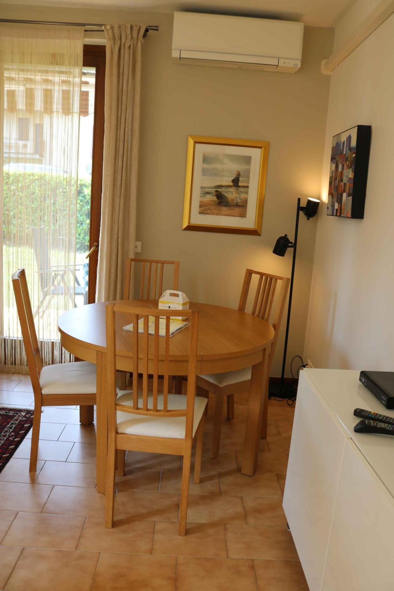 Appartamento In Lazise/gardasee 21938 *